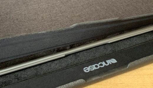 INCASE ICON SLEEVE